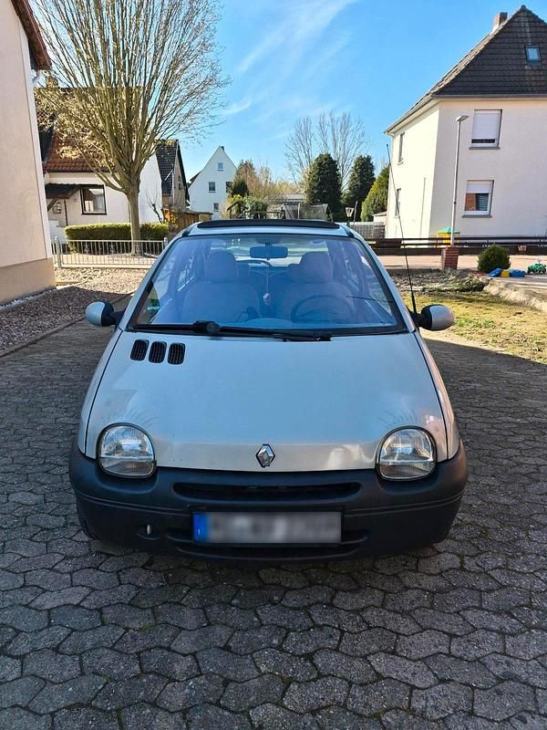 Gebraucht Renault Twingo 60 PS (44 kW) 2002 Silber Kleinwagen