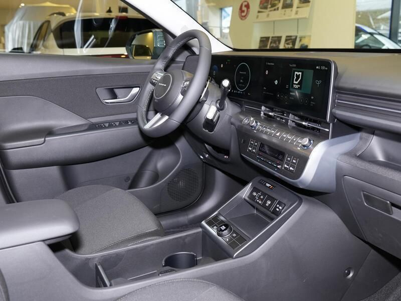 Neu Hyundai Kona Select 114 kW (156 PS) 2025 Ecotronic grey SUV