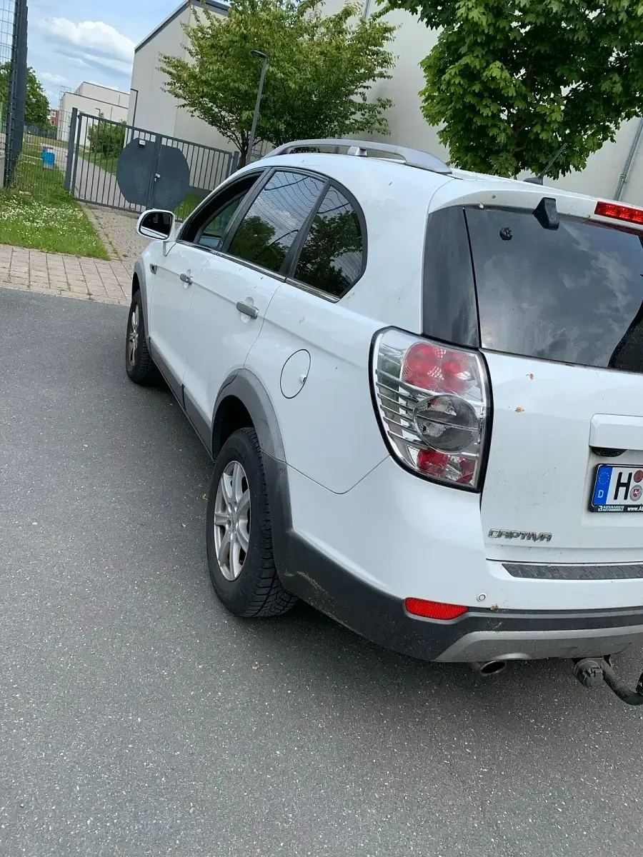 Gebraucht Chevrolet Captiva 184 PS (135 kW) 2011 Weiß SUV