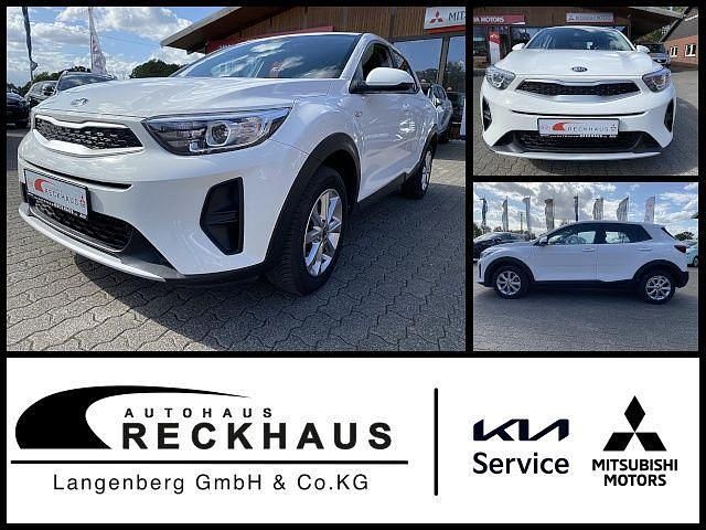 Clear white (weiß) Gebraucht 2020 Kia Stonic SUV | 13.950 € (Fairer Preis) - Bild 1/4