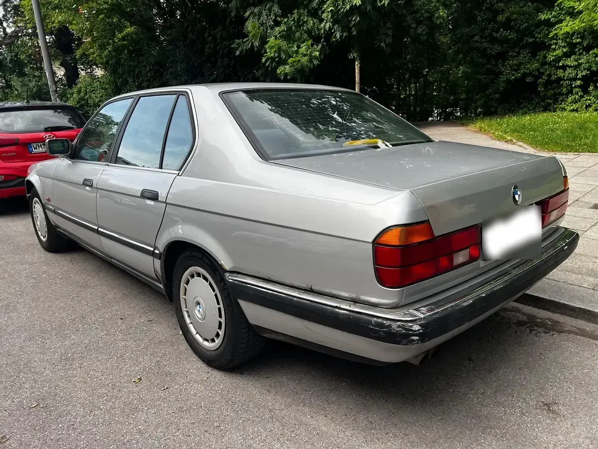 Gebraucht BMW 730 188 PS (138 kW) 1994 Silber Limousine