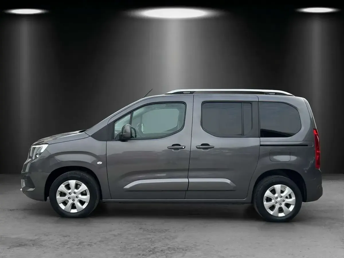 Gebraucht Opel Combo Life Innovation 131 PS (96 kW) 2020 Grau Van / Kleinbus