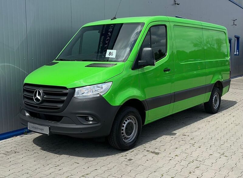 Grün Gebraucht 2020 Mercedes Sprinter Van | 22.699 € - Bild 1/4