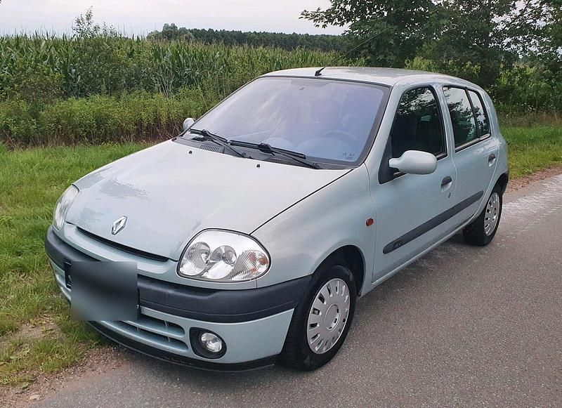 Silber Gebraucht 2000 Renault Clio II Kleinwagen | 2.500 € (Teuer) - Bild 1/4