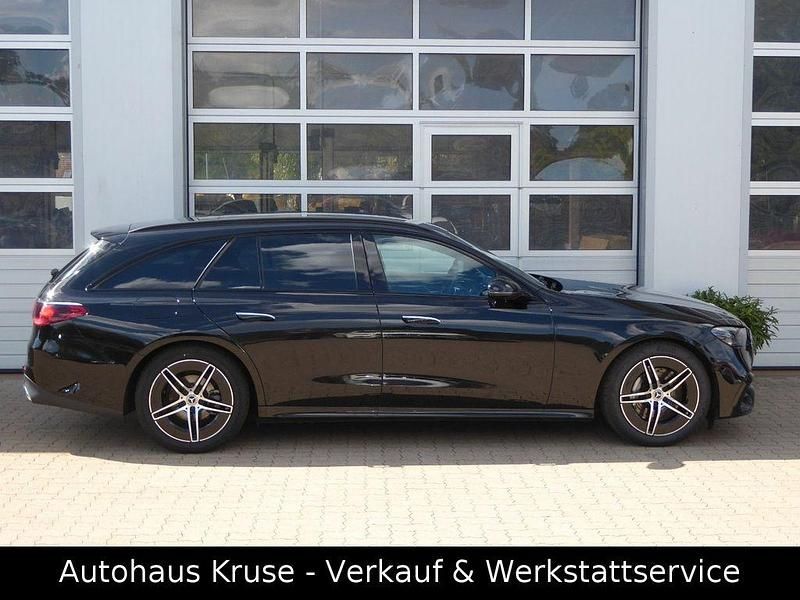 Gebraucht Mercedes E220 Advanced 197 PS (144 kW) 2024 Schwarz Limousine