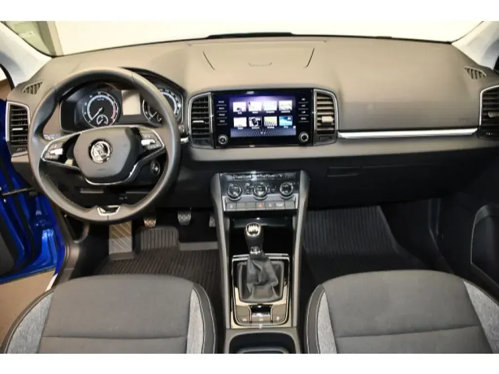 Gebraucht Skoda Karoq Drive 150 PS (110 kW) 2020 Raceblau metallic SUV