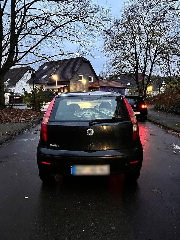 Gebraucht Fiat Punto 90 PS (66 kW) 2005 Schwarz Kleinwagen