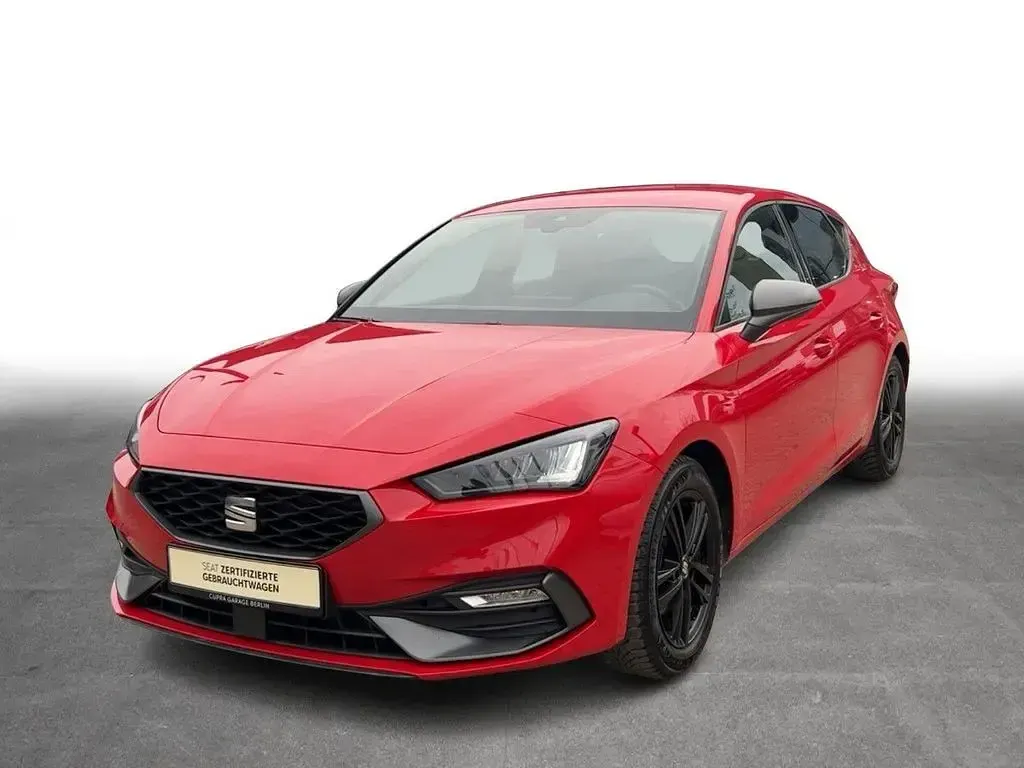 Gebraucht Seat Leon FR 110 PS (80 kW) 2022 Reinrot Limousine