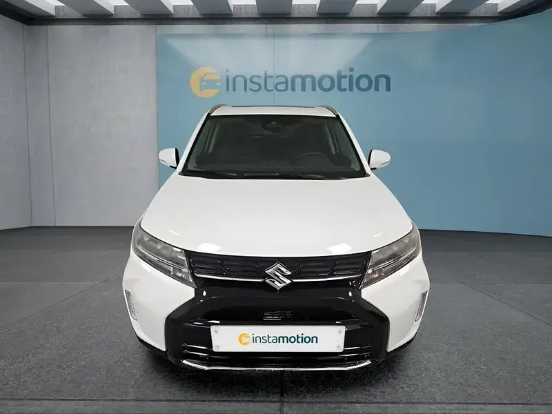 Neu Suzuki Vitara Comfort+ 102 PS (75 kW) 2025 Weiß SUV