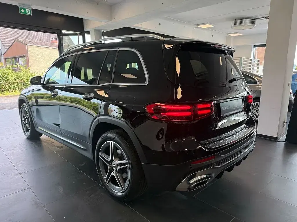 Gebraucht Mercedes GLB200 Premium 164 PS (120 kW) 2025 Schwarz SUV