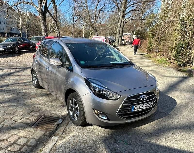 Gebraucht Hyundai ix20 YES! Gold 125 PS (91 kW) 2016 Kleinwagen