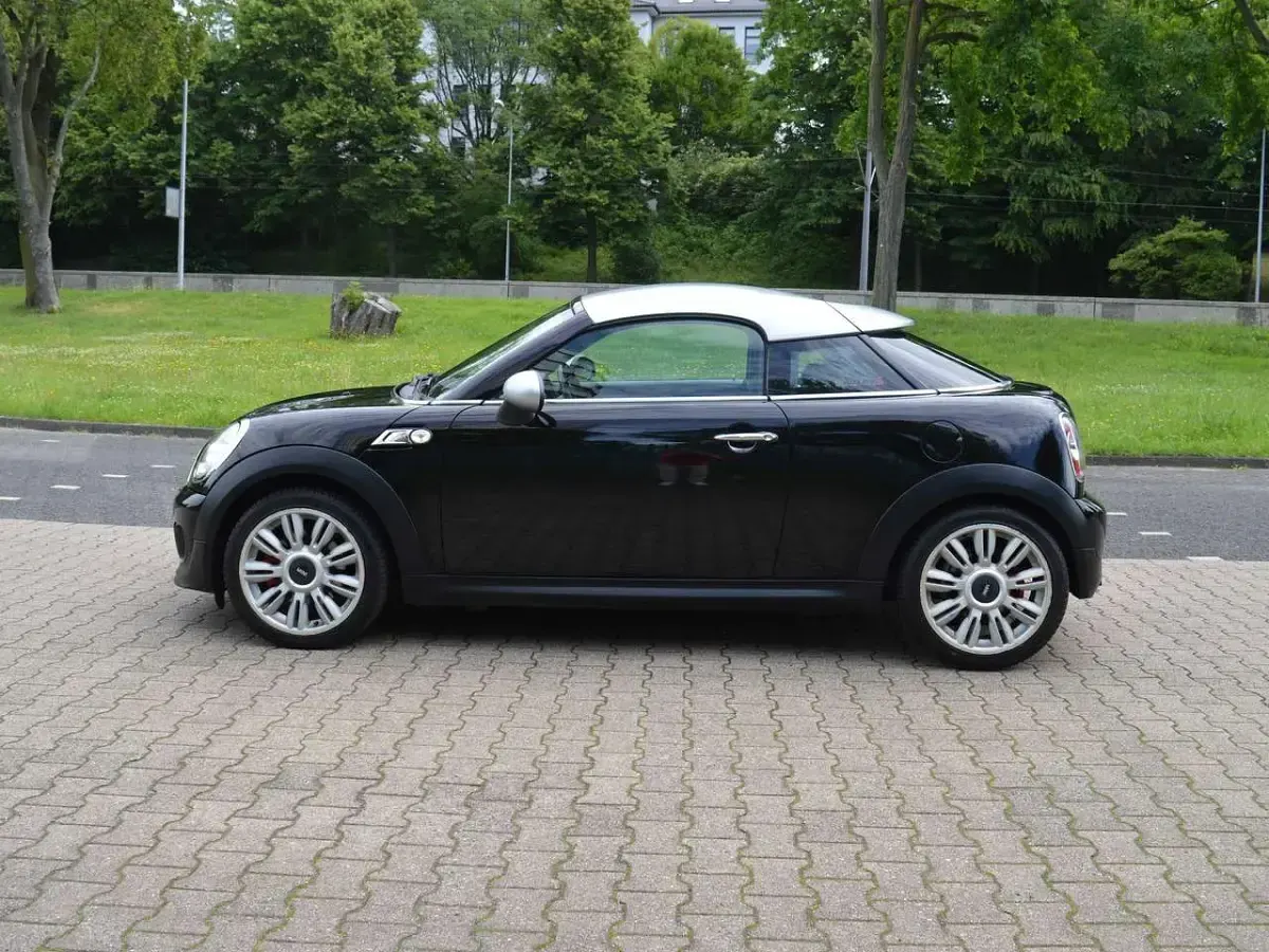 Gebraucht Mini Cooper S Coupé 184 PS (135 kW) 2011 Schwarz Coupé