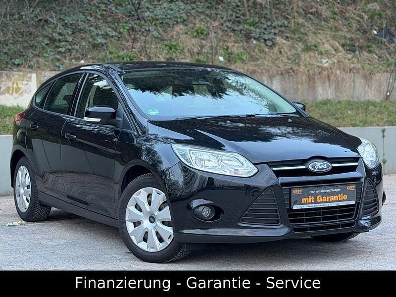 Gebraucht Ford Focus 125 PS (91 kW) 2011 Schwarz Limousine