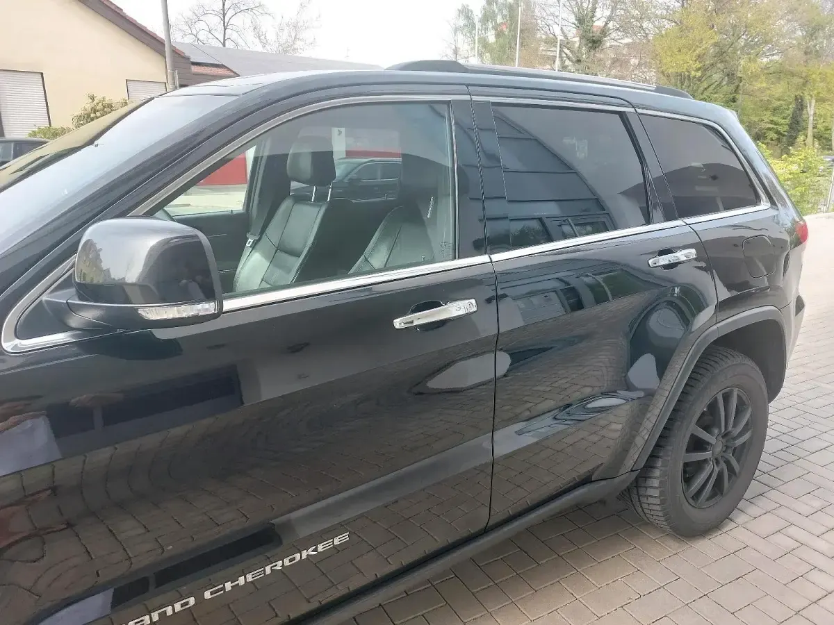 Gebraucht Jeep Grand Cherokee 250 PS (183 kW) 2013 Schwarz SUV
