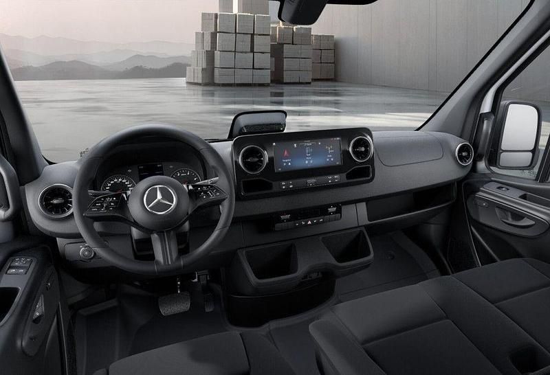 Second-hand Mercedes Sprinter 190 CP (139 kW) 2025 Alb Van