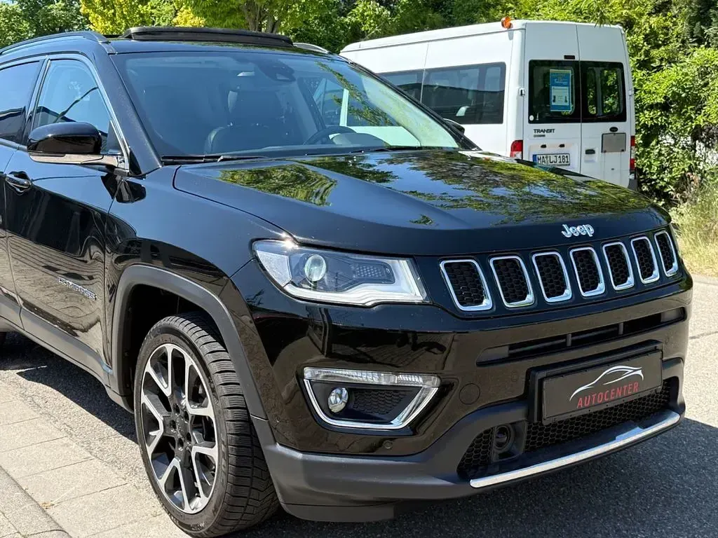 Gebraucht Jeep Compass Limited 140 PS (102 kW) 2020 Schwarz SUV