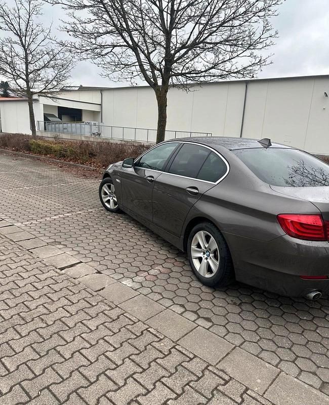 Second-hand BMW 535 313 CP (230 kW) 2011 Maro Berlinǎ
