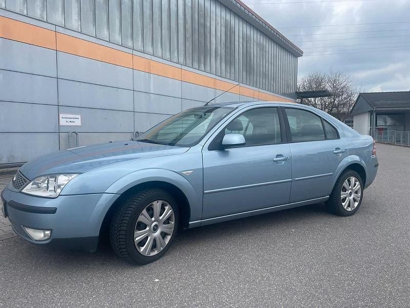 Gebraucht Ford Mondeo Trend 145 PS (106 kW) 2005 Blau Limousine
