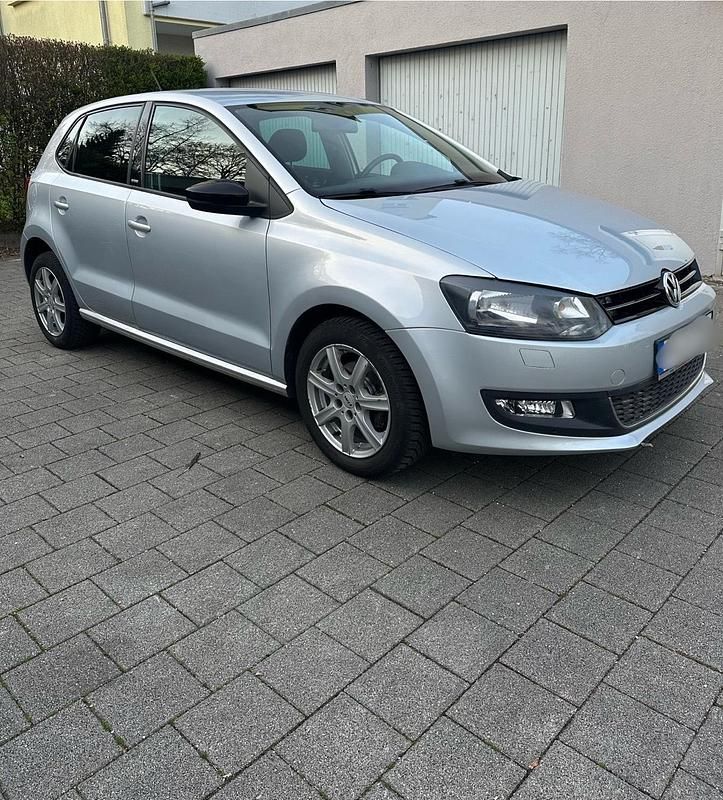 Gebraucht VW Polo Style 69 PS (50 kW) 2012 Silber Kleinwagen