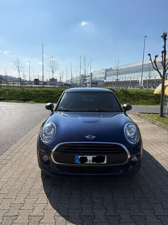 Second-hand Mini ONE 102 CP (75 kW) 2017 Albastru Hatchback