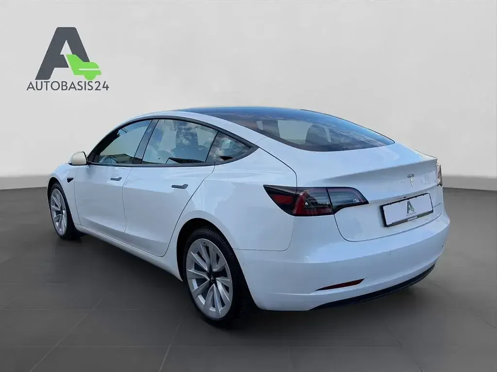 Gebraucht Tesla Model 3 324 kW (441 PS) 2022 Weiß Limousine