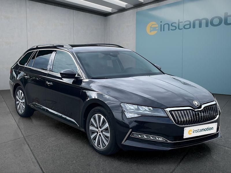 Gebraucht Skoda Superb 218 PS (160 kW) 2022 Schwarz Kombi