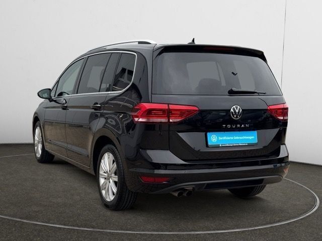 Gebraucht VW Touran Highline 150 PS (110 kW) 2024 Schwarz Van / Kleinbus