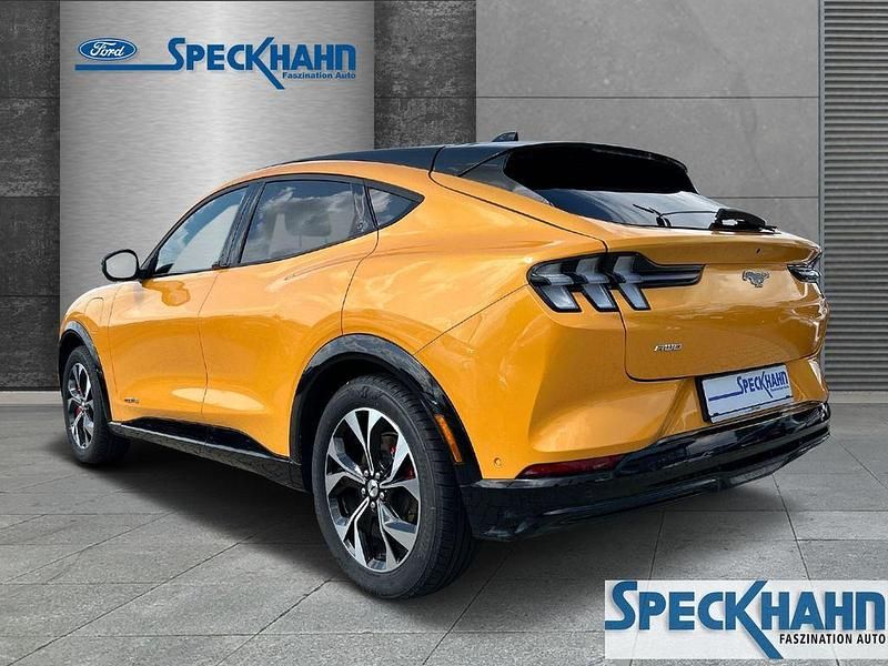 Neu Ford Mustang Mach-E Premium 197 kW (269 PS) 2025 Orange SUV