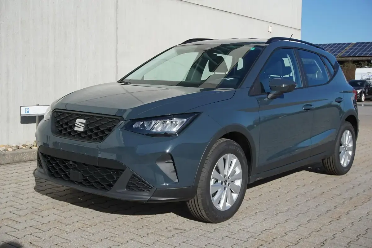Neu Seat Arona Style 95 PS (69 kW) 2026 Fiord blau SUV