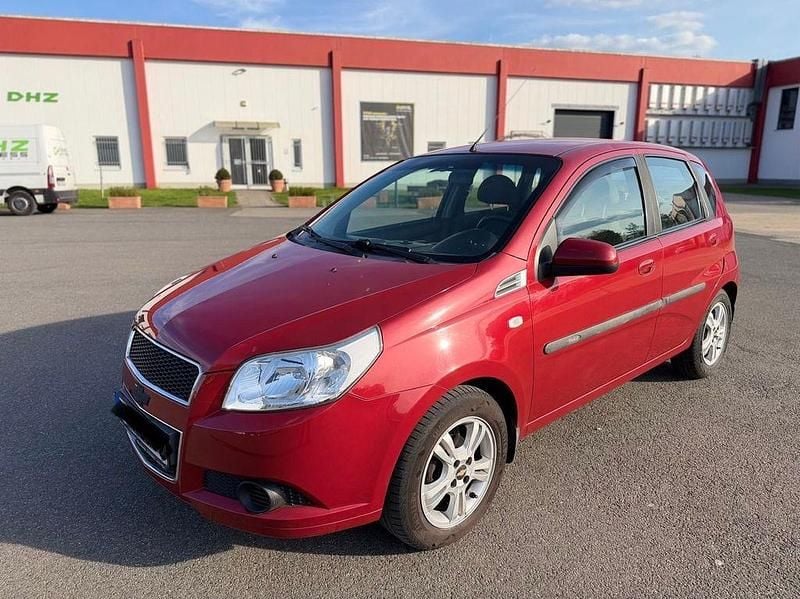 Gebraucht Chevrolet Aveo LS 84 PS (61 kW) 2010 Rot Kleinwagen