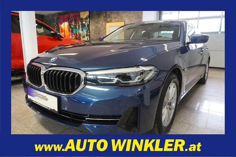 Gebraucht BMW 530e 292 PS (214 kW) 2022 Blau Limousine