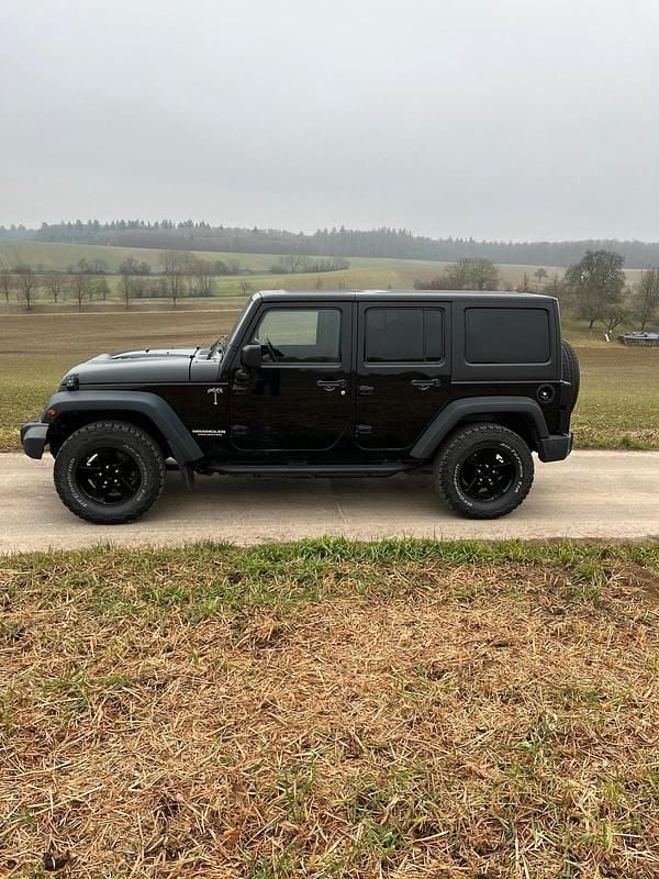 Gebraucht Jeep Wrangler Rubicon 200 PS (147 kW) 2014 Schwarz SUV