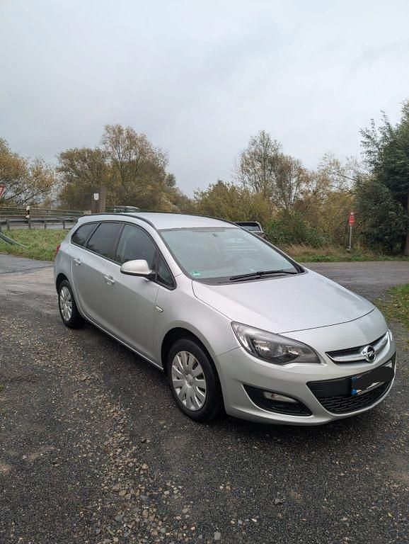 Gebraucht Opel Astra 110 PS (80 kW) 2015 Silber Kombi