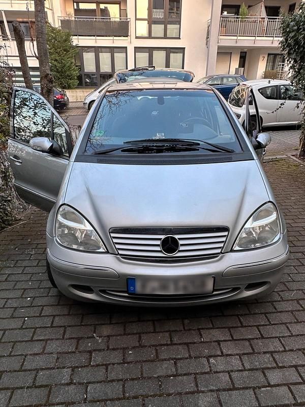 Silber Gebraucht 2004 Mercedes A160 Kleinwagen | 2.300 € (Teuer) - Bild 1/4