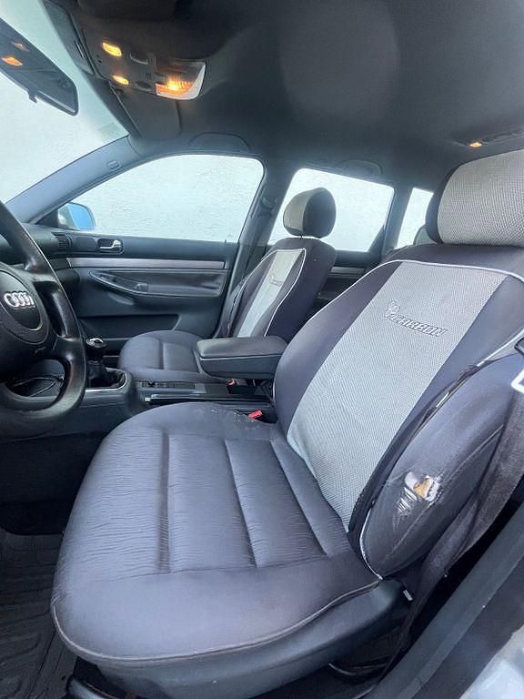 Gebraucht Audi A4 90 PS (66 kW) 2000 Silber Kombi