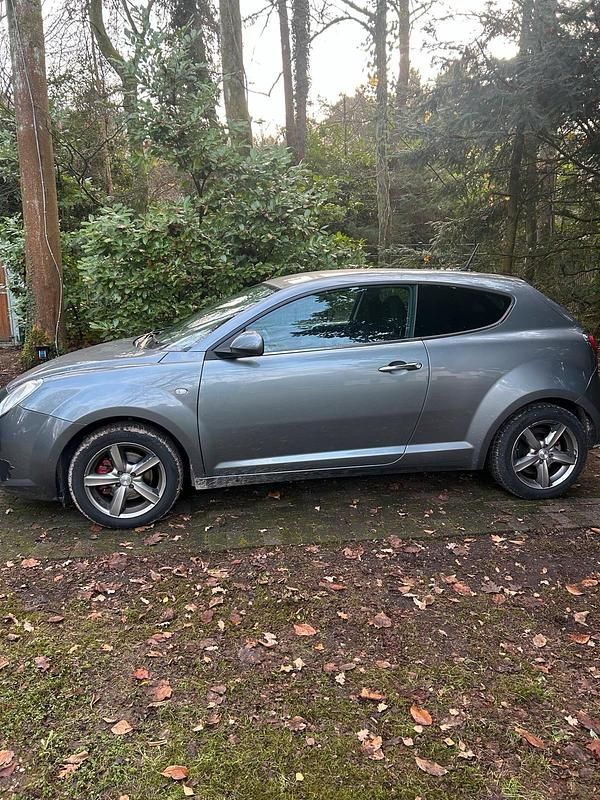 Gebraucht Alfa Romeo MiTo 120 PS (88 kW) 2009 Grau Kleinwagen