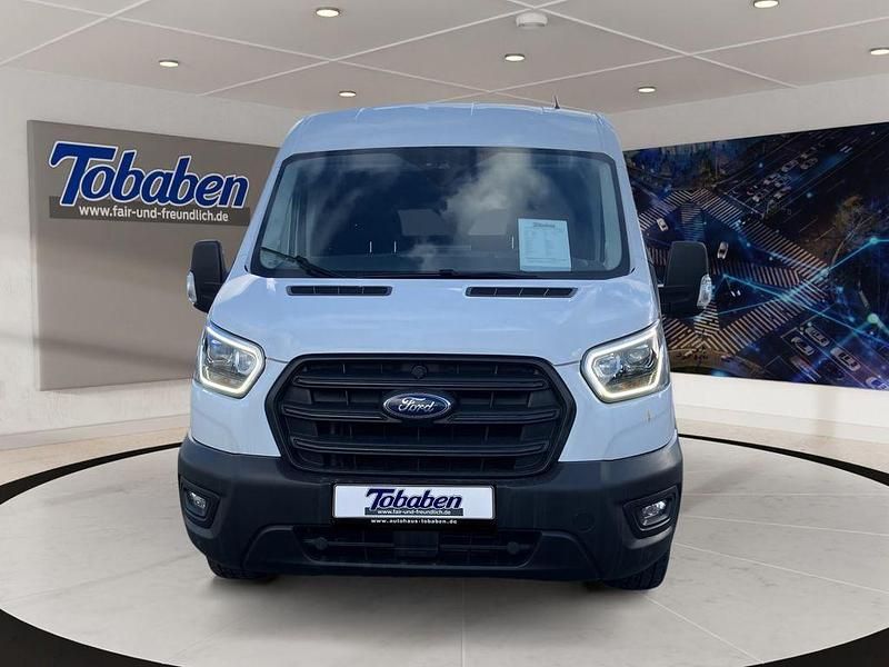 Gebraucht Ford Transit Trend 170 PS (125 kW) 2023 Weiß Limousine