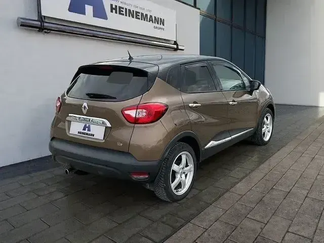 Gebraucht Renault Captur 120 PS (88 kW) 2016 Schwarz SUV