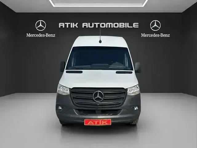 Gebraucht Mercedes Sprinter 170 PS (125 kW) 2021 Arktisweiss (metallic) Van