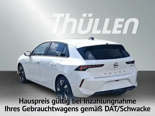 Neu Opel Astra 145 PS (106 kW) 2026 Weiß Limousine