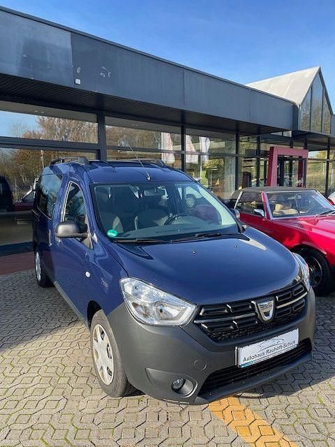 Blau Gebraucht 2018 Dacia Dokker Acces Van / Kleinbus | 8.990 € (Fairer Preis) - Bild 1/4