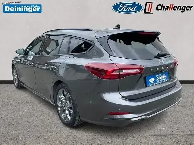 Usata Ford Focus ST-Line 155 CV (114 kW) 2024 Grigio Station wagon