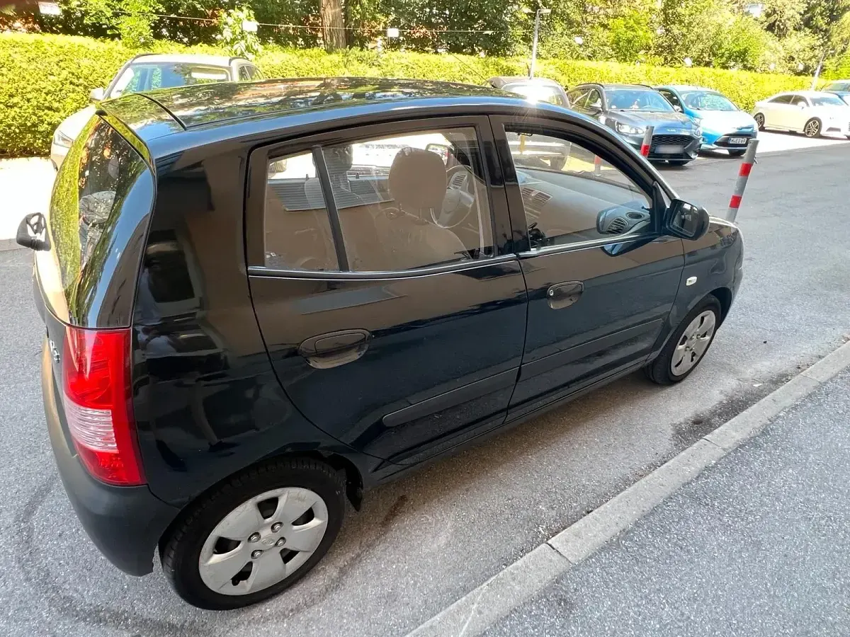 Gebraucht Kia Picanto 65 PS (47 kW) 2005 Schwarz Kleinwagen