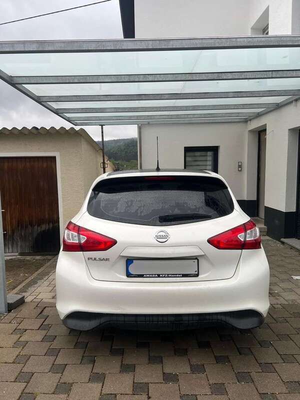 Weiß Gebraucht 2014 Nissan Pulsar Tekna Limousine | 7.000 € (Guter Preis) - Bild 1/4