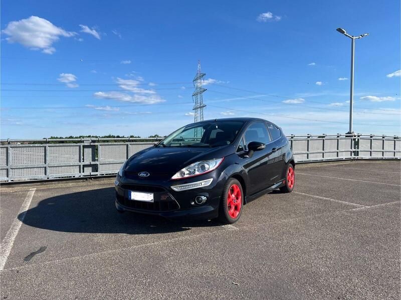 Schwarz Gebraucht 2011 Ford Fiesta Titanium Kleinwagen | 3.500 € - Bild 1/4
