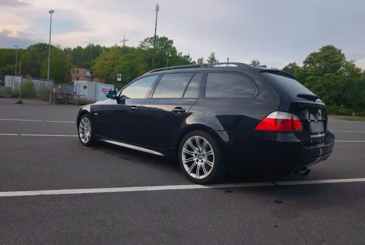 Gebraucht BMW 520 M Sport 177 PS (130 kW) 2007 Schwarz Kombi