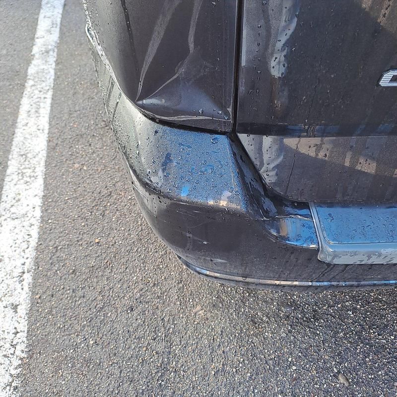 Gebraucht Mitsubishi Space Star 122 PS (89 kW) 2002 Schwarz Van / Kleinbus