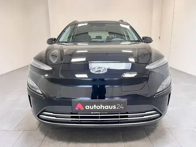Gebraucht Hyundai Kona Edition 30+ 100 kW (136 PS) 2022 Schwarz SUV