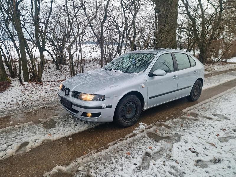 Gebraucht Seat Leon 105 PS (77 kW) 2006 Silber Kleinwagen