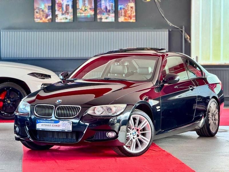 Schwarz Gebraucht 2011 BMW 335 M Sport Coupé | 25.200 € (Teuer) - Bild 1/4